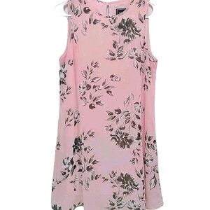 Women's Size 8 Petite  Feminine Floral Sheer Lined  Peek-A-Boo Button Back Dress